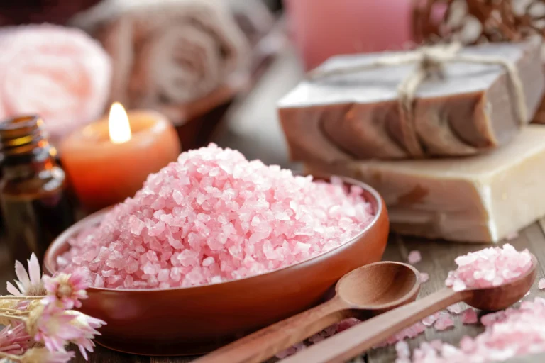 Making your own cosmetics is a trend to love!